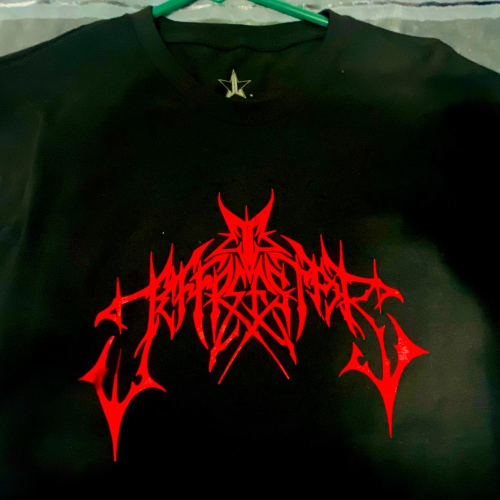Jeffree Star Cosmetics. SIze L. Long Sleeve Shirt